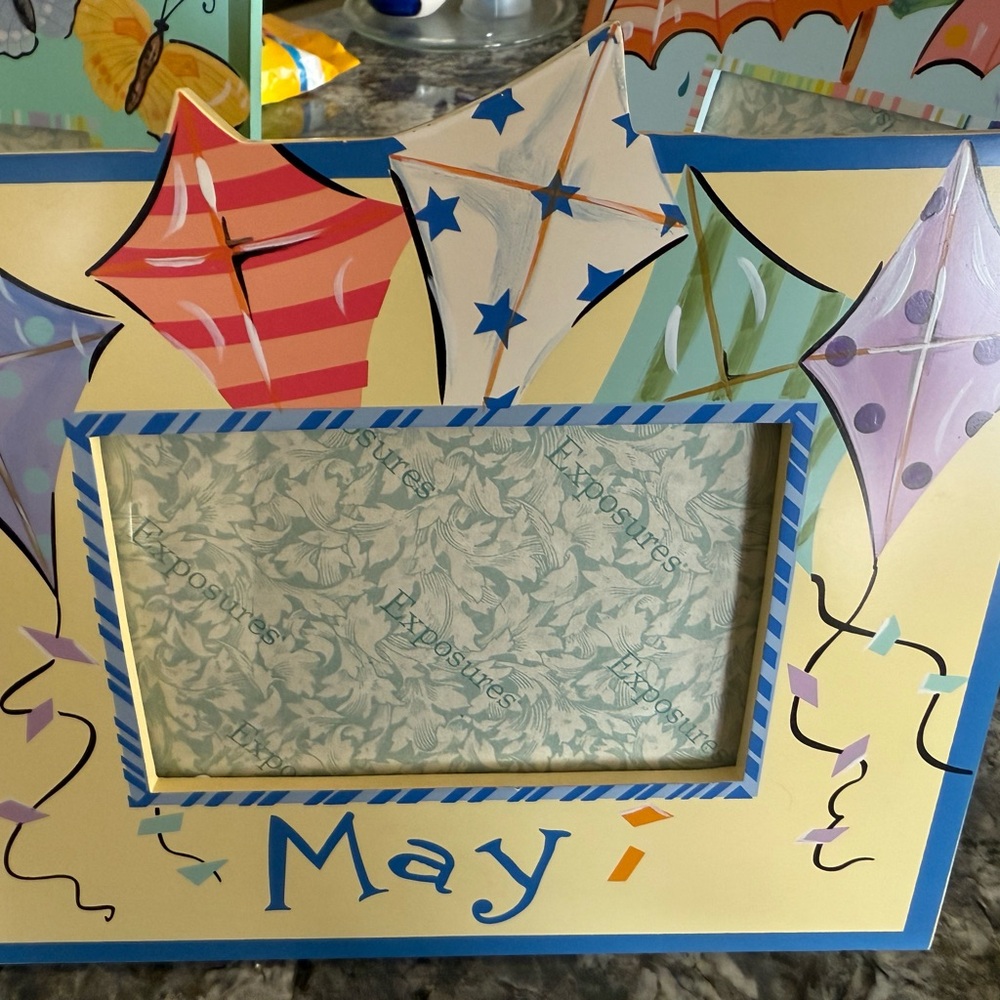 Multicolor Kite Photo Frame